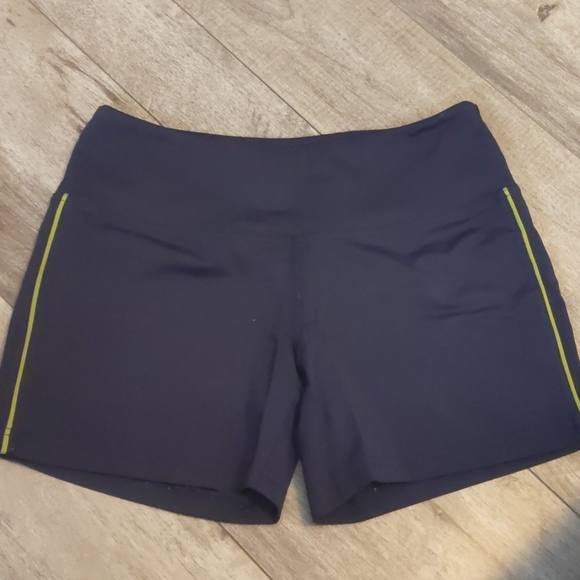 Free with purchase Navy Shorts - Picture 1 of 2